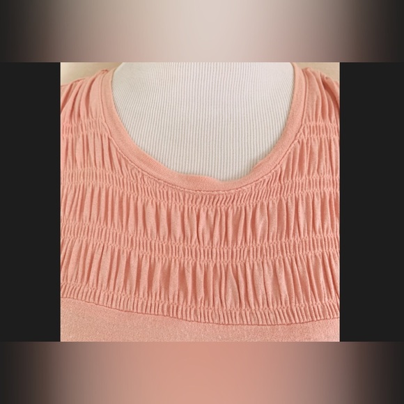 Lane Bryant Peach Max swing mocked yoke top 14/16 . 3/$15 - Picture 7 of 9